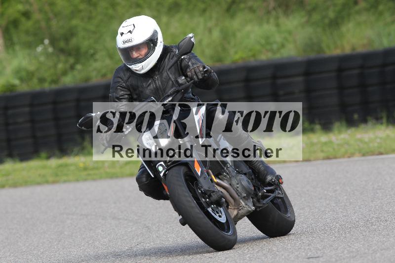 Archiv-2025/10 23.04.2025 Cornu Master School ADR/gruen-vert/9